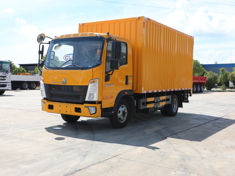 重汽藍(lán)牌工具車