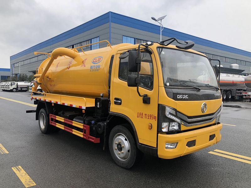 東風9方吸污車