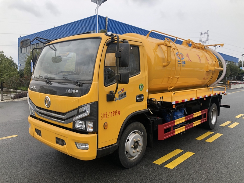 東風(fēng)9方吸污車